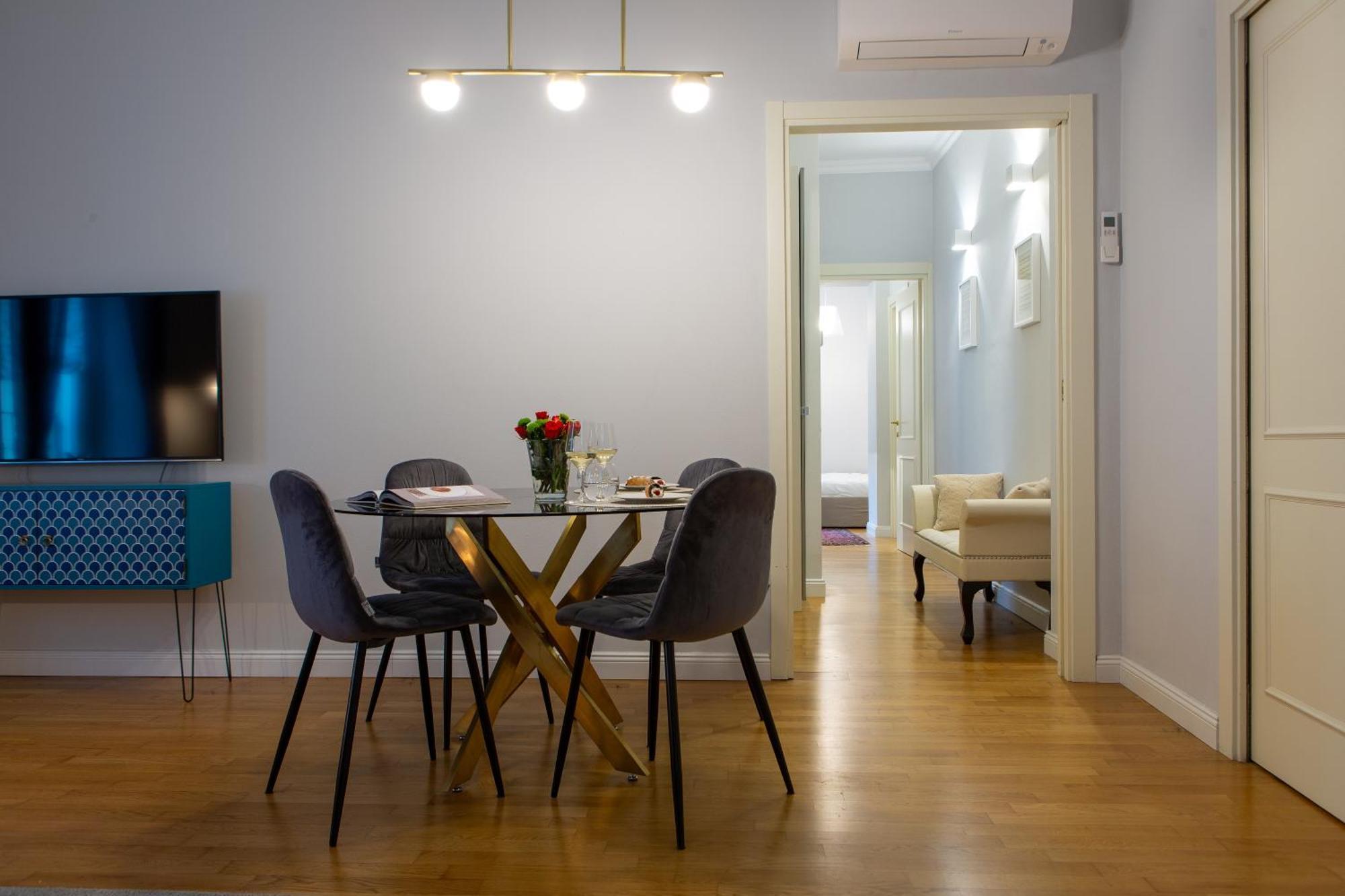 Porta Apartment